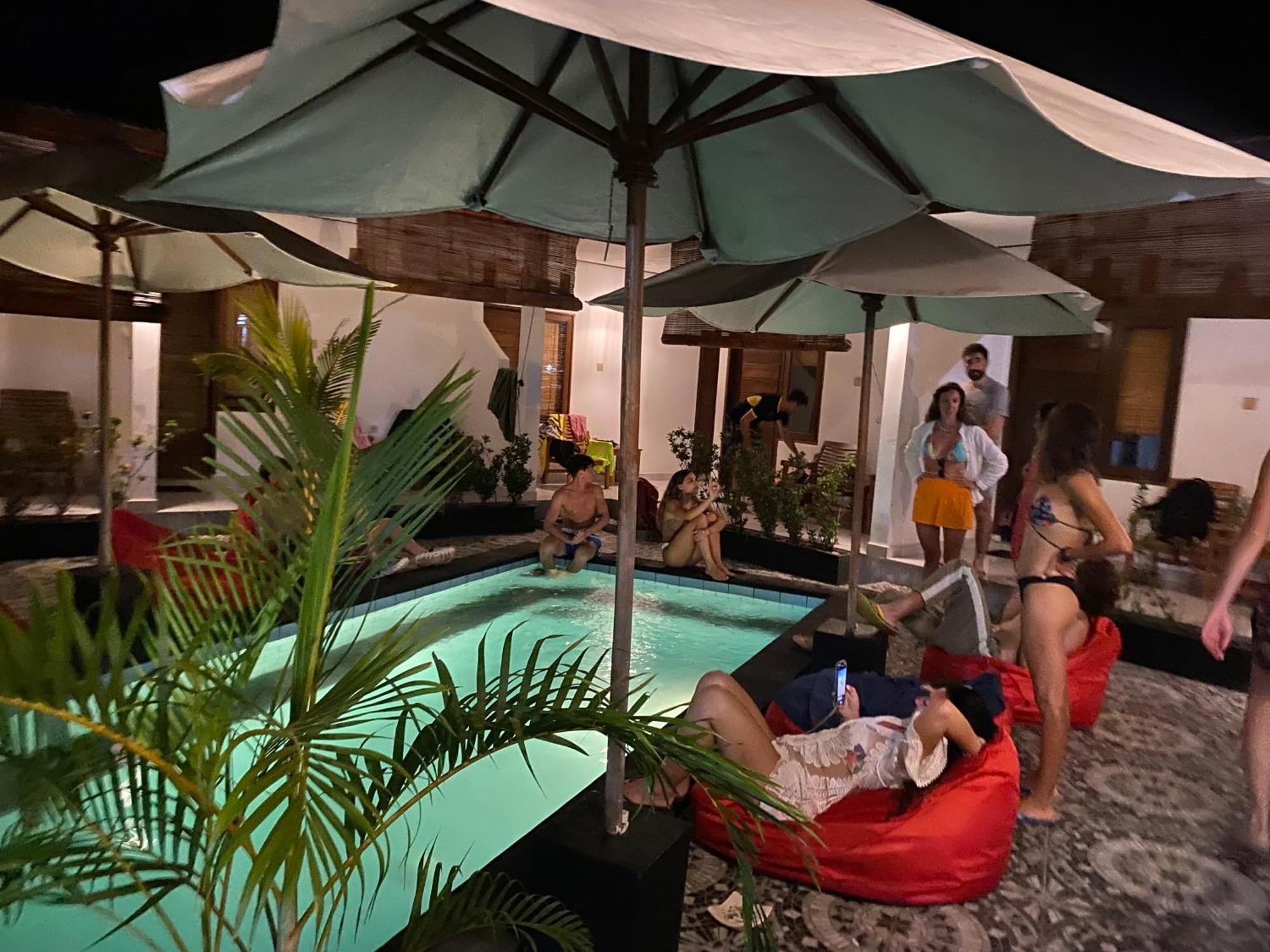 Cape Rose2 Hotel Gili Trawangan Exterior foto